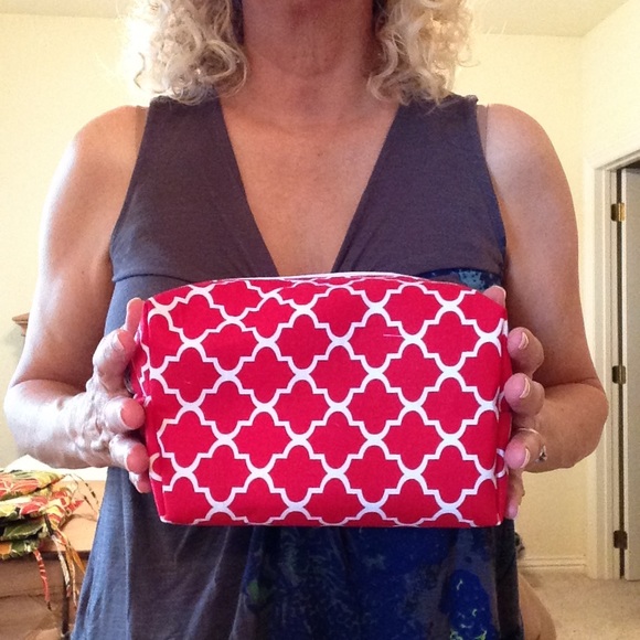 Zippered box pouch - vinyl lined for easy clean! - Picture 3 of 7
